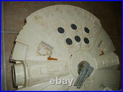 STAR WARS Millennium Falcon Spaceship Complete in ESB Box Vintage Figure Kenner