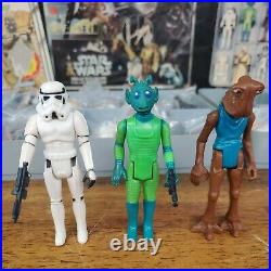 Vintage Star Wars 1977 Kenner 24 Action Figures Withaccessories & Case NEAR MINT